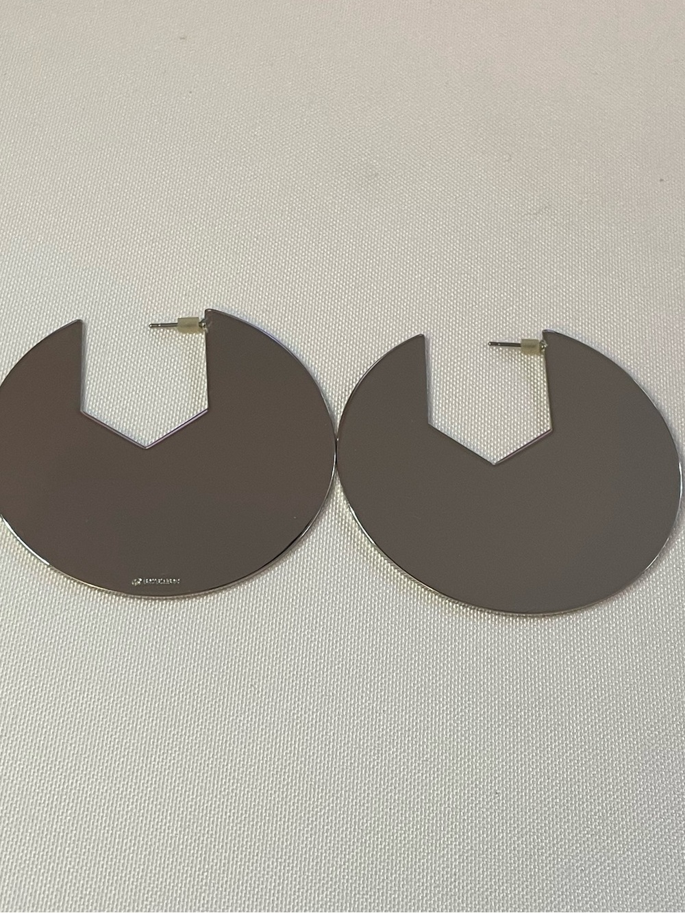🔥 Oversized Silver-Tone Geometric Disc Statement Earrings